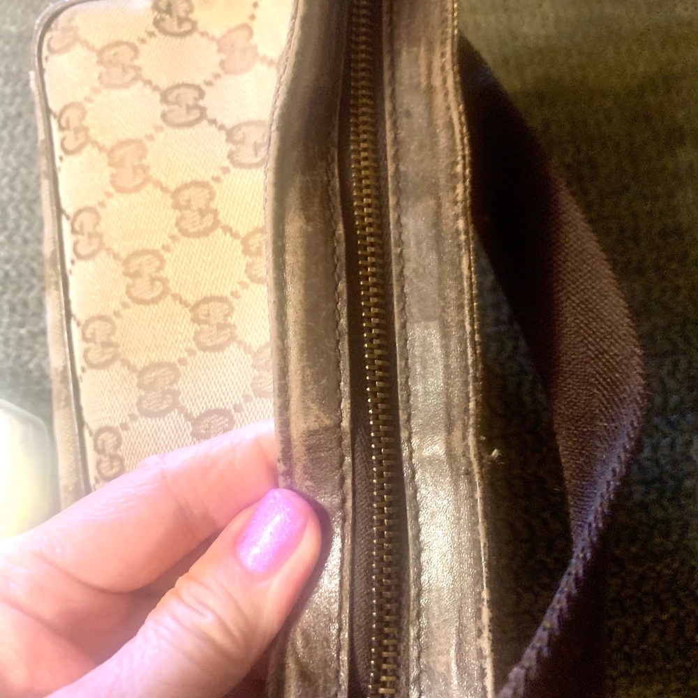GUCCI - Picture 5 of 13